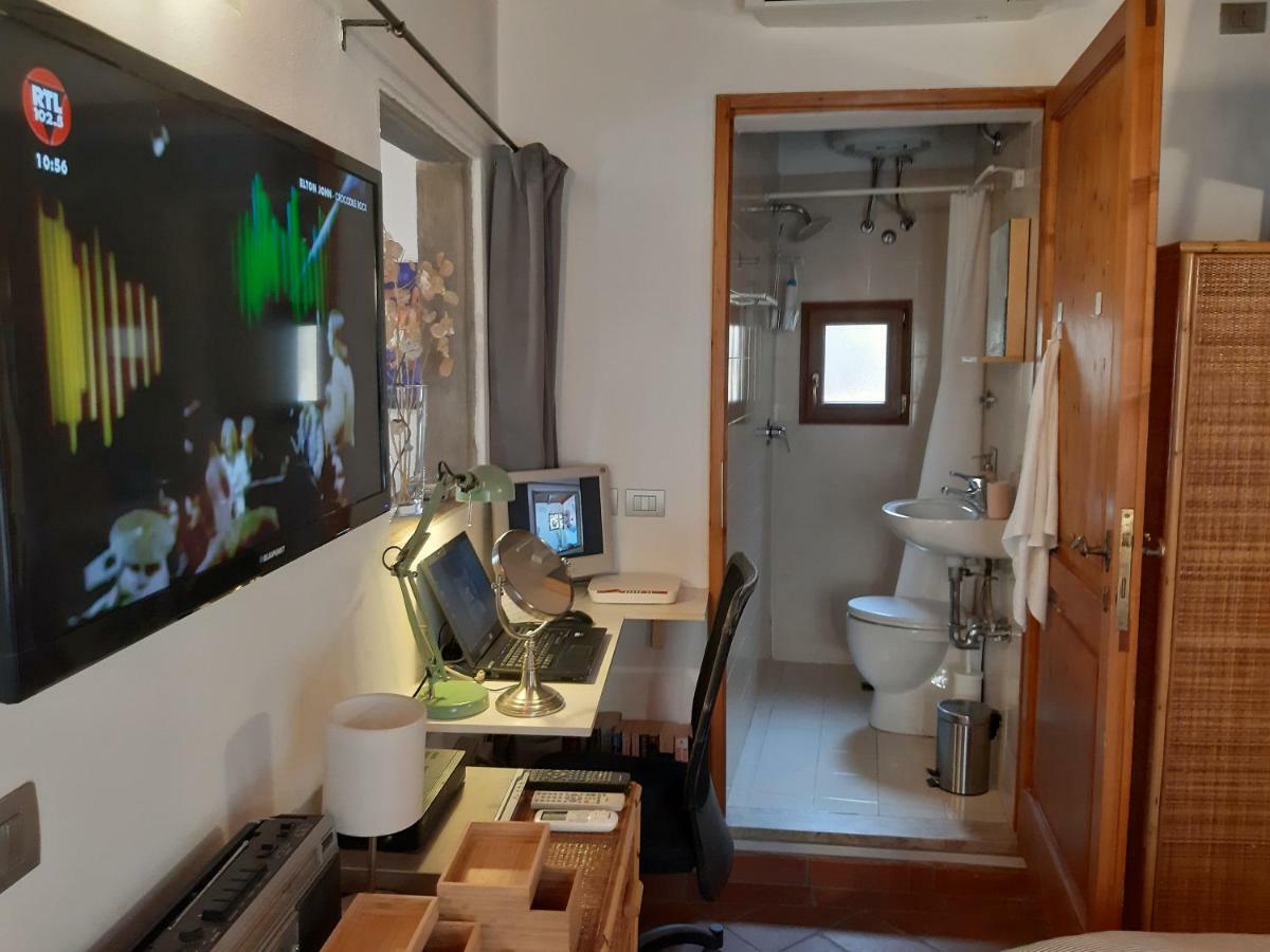 Porcellana Twenty-Six Florence Wi-Fi Apartment Exterior foto