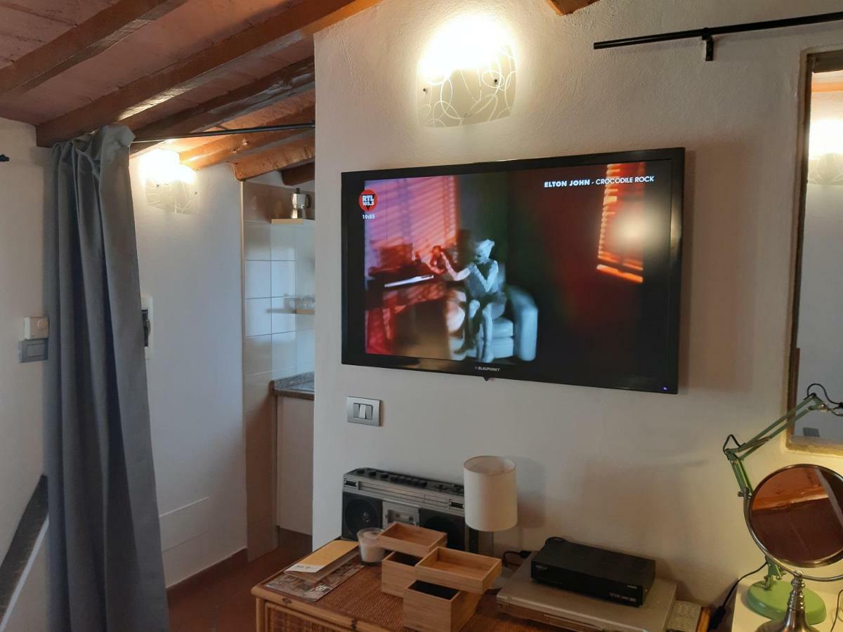 Porcellana Twenty-Six Florence Wi-Fi Apartment Exterior foto